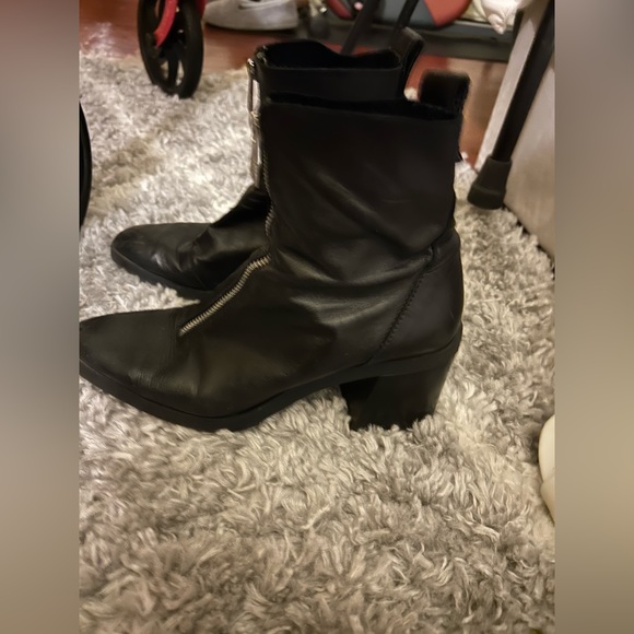 ZARA Leather Bootie - Picture 2 of 9